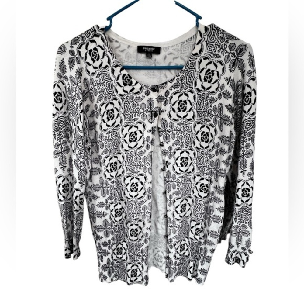 Premis Black and White Floral Women's Cardigan